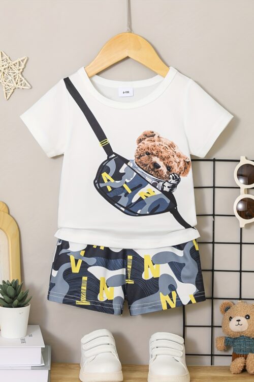 Baby Bear Print Pocket T-Shirt & Plaid Shorts