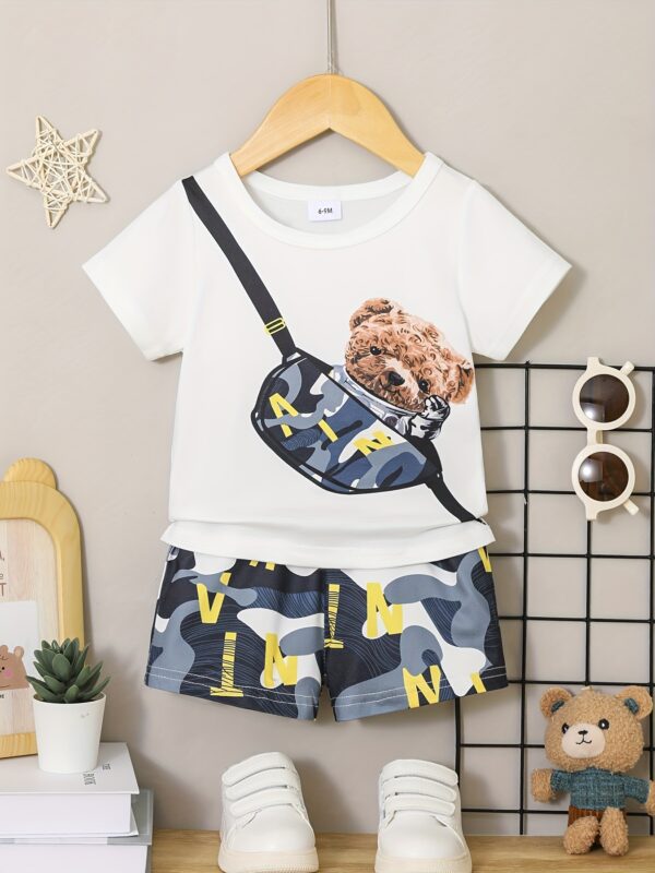Baby Bear Print Pocket T-Shirt & Plaid Shorts
