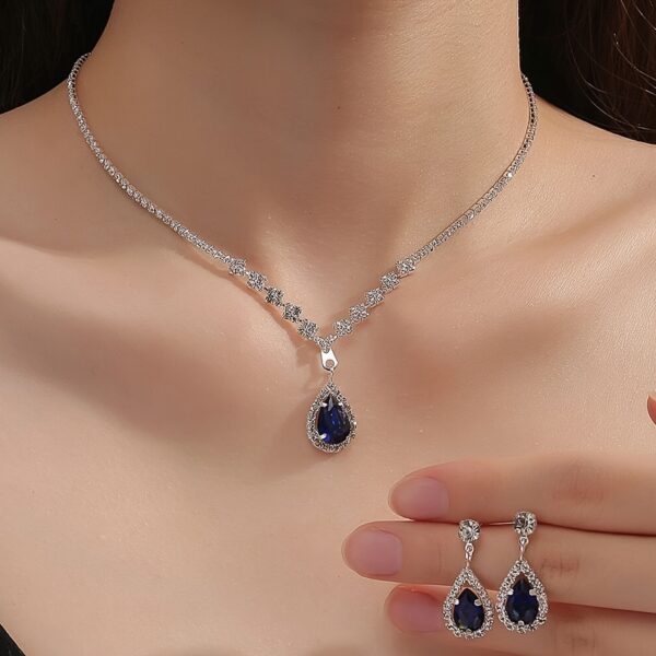 1 Set of Women's European and American Trendy Synthetic Zirconia Claw Chain Necklace Earrings Bridal Jewelry Set for Wedding, Party, or Holiday Gift