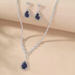 1 Set of Women's European and American Trendy Synthetic Zirconia Claw Chain Necklace Earrings Bridal Jewelry Set for Wedding, Party, or Holiday Gift - Image 3