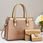 Three-piece set of Ramadan festival style mom handbags with classic crocodile pattern Women's bag set, single shoulder bag and handbag with wallet, suitable for gifts, work travel - Image 7
