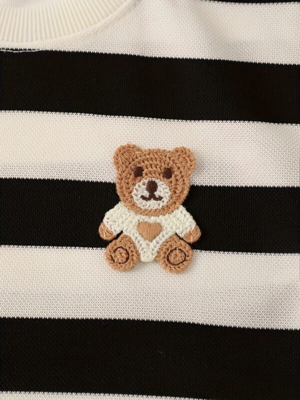 2pcs Boys Fashion Black And White Striped Breathable Short Sleeve Round Neck Shirt With Cartoon Bear Patch & Shorts Set For Summer Daily & Outdoor Wear - Image 3