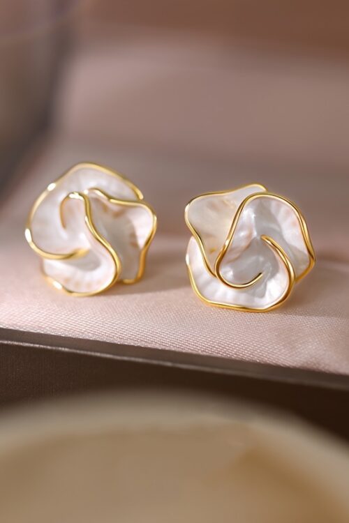 Elegant Camellia Flower Stud Earrings, Vintage Style, Alloy with 925 Silver Ear Post, Women’s Fashion Jewelry, All-Season Accessory for Daily & Vacation Wear