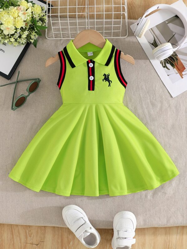 Toddler Sleeveless A-Line Dress - Vibrant Green with Black & White Striped Design, Button-Up Collar, Perfect for Summer Outdoor Activities, Youngsters' Fashion, Casual Wear|Sporty Style|Strapless Design, Youngsters Dress