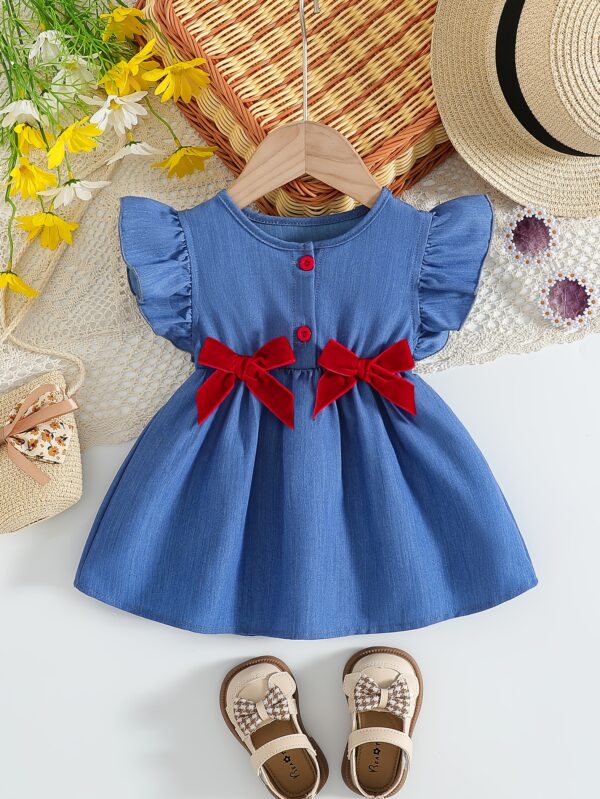 Summer Fashion Versatile Dress for Baby Girls, Featuring a Denim Sleeveless Design, Perfect for Outings And Embodying a Sweet, Princess-Like Style.