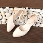 Women'S Elegant French-Inspired Mid-Heel Sandals with Ankle Strap & Bow Detail - Chic Pointed Toe Block Heel Pumps for Spring/Summer, Versatile & Fashionable Hollow Cutouts, Strappy Sandals - Image 13