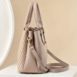 Chic Women's Tote Bag with Large Capacity - Fashionable Plaid Design, Triple-Layer Pockets, Zip Closure - Available in Khaki, Green, Black - Image 2