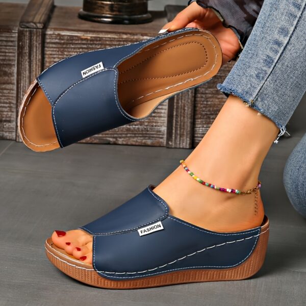 Women's Light Blue Slippers Sandals - Comfortable Arch Support, Breathable Open Toe Design, Soft Rubber Sole, Casual Mid-Heel Slip-On Shoes, Suitable for Casual Outfits, Synthetic Cover Fabric - Image 6