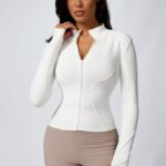 High-Elasticity Slim-Fit Yoga Top - Stand Collar Zipper Front Long Sleeve Workout Shirt, Peach Solid Color Non-See-Through Fabric for Yoga, Gym & Casual Wear, Machine Washable, Formfitting Design, Highelasticity Material - Image 4