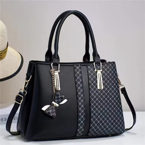 Chic Women's Tote Bag with Large Capacity - Fashionable Plaid Design, Triple-Layer Pockets, Zip Closure - Available in Khaki, Green, Black - Image 4