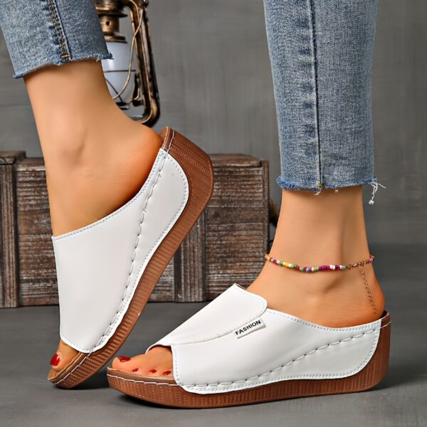 Women's Light Blue Slippers Sandals - Comfortable Arch Support, Breathable Open Toe Design, Soft Rubber Sole, Casual Mid-Heel Slip-On Shoes, Suitable for Casual Outfits, Synthetic Cover Fabric - Image 14