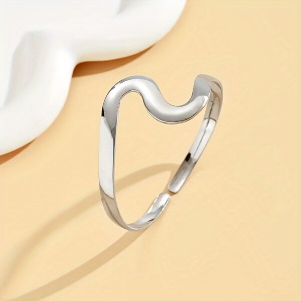 1pc Chic Golden-Tone Snake Design Open Cuff Bracelet - Sleek Alloy, Casual Attire Accessory for Women, Snake Jewelry - Image 4