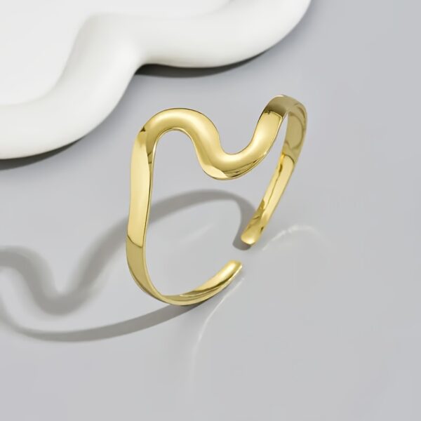 1pc Chic Golden-Tone Snake Design Open Cuff Bracelet - Sleek Alloy, Casual Attire Accessory for Women, Snake Jewelry - Image 2
