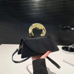 1pc 6 Colors to Choose from - Elegant Crocodile Imitation Clutch - Fashionable And Versatile Shoulder Crossbody Bag - with Detachable Shoulder Strap - Waterproof Evening Bag with Golden Swan-Shaped Handles, Adding Elegance And Sophistication, Suitable for Matching Simple And Capable Clothing, And for Attending Weddings, Parties And Banquets - Choose from Black/White/Blue/Grey And Other Colors. - Image 7