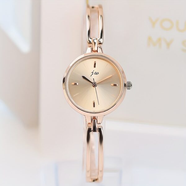 1pc Elegant Rose Golden Women's Quartz Watch with Rhinestone Accents, Vintage Style Alloy Bracelet, Round Dial, Perfect Holiday Gift for Her, Special Occasion Jewelry | Luxury Women's Watch | Zinc Alloy Bracelet