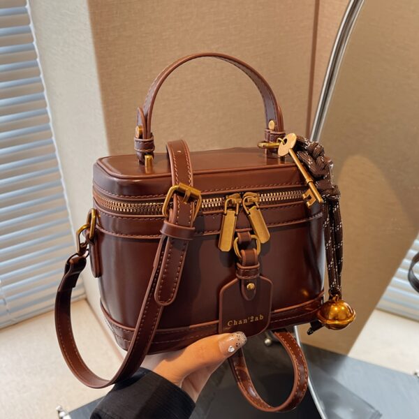 Elegant Retro Women's Crossbody Bag with Bell Pendant – Stylish Brown Handbag with Adjustable Strap, Zipper Closure, and Golden-Tone Hardware for Work, Date, Shop, and Party - Image 9