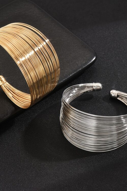 1pc Women’s Fashion Open Bracelet Iron Style Punk Metal Open Plain Circle Bracelet Suitable for Gift Giving and Wearing