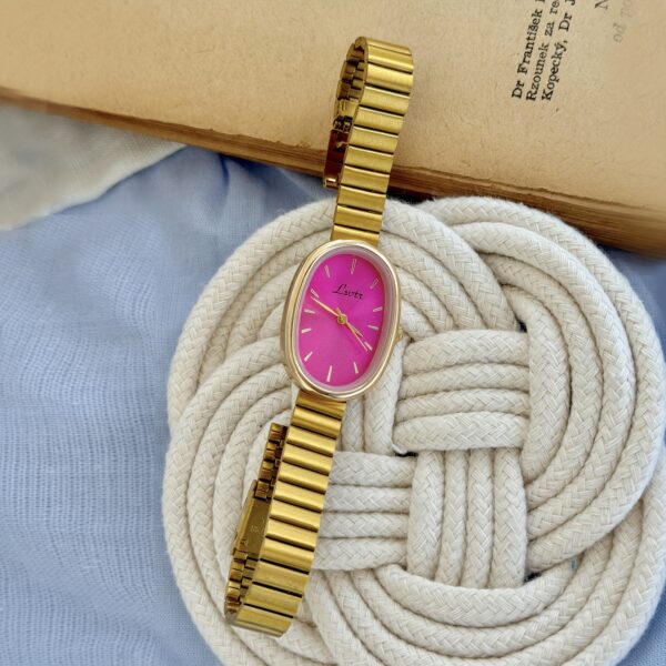 Vintage Golden-Tone Women's Quartz Watch - Chic Oval Stainless Steel Bracelet with Analog Display, Perfect for Daily Wear & Special Occasions like Valentine's, Easter, Mother's Day, Ramadan, and Eid - Simple, Luxurious Gift, Watch Accessories - Image 7