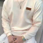 Men's Fashion Casual Sweatshirt - Soft Polyester, Crew Neck, Long Sleeve, Gradient Color with Chevron Patch | Machine Washable, Ideal for Spring & Autumn - Image 2