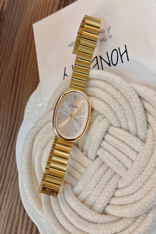 Vintage Golden-Tone Women’s Quartz Watch – Chic Oval Stainless Steel Bracelet with Analog Display, Perfect for Daily Wear & Special Occasions like Valentine’s, Easter, Mother’s Day, Ramadan, and Eid – Simple, Luxurious Gift, Watch Accessories