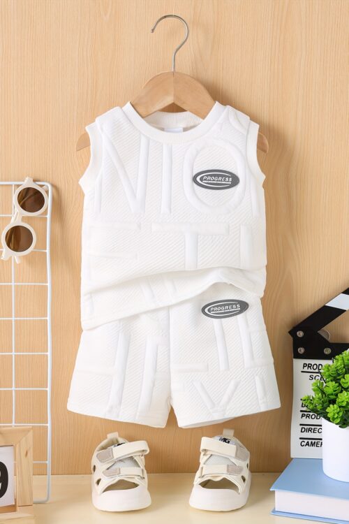 2 Baby Letter Full Print Embossed Summer Set – Comfortable Round Neck Tank Top and Shorts with Zhangzi Details, Suitable for Outdoor Children’s Clothing, Perfect for Outdoor