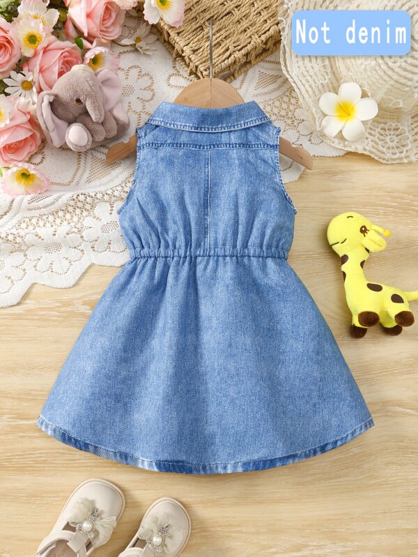 A Cute Sleeveless Dress for Baby Girls Featuring a Shirt Collar, Print Faux Denim, And Animal-Themed Designs, Perfect for Summer. - Image 2