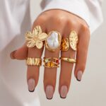 6pcs set of fashionable and flower-set Rhinestone rings, metal geometric irregular opening ring sets suitable for parties and gifts for friends