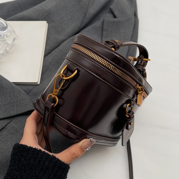 Elegant Retro Women's Crossbody Bag with Bell Pendant – Stylish Brown Handbag with Adjustable Strap, Zipper Closure, and Golden-Tone Hardware for Work, Date, Shop, and Party - Image 2