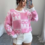 Color-Blocked Round-Neck Knitted Pullover with a Bow Tie