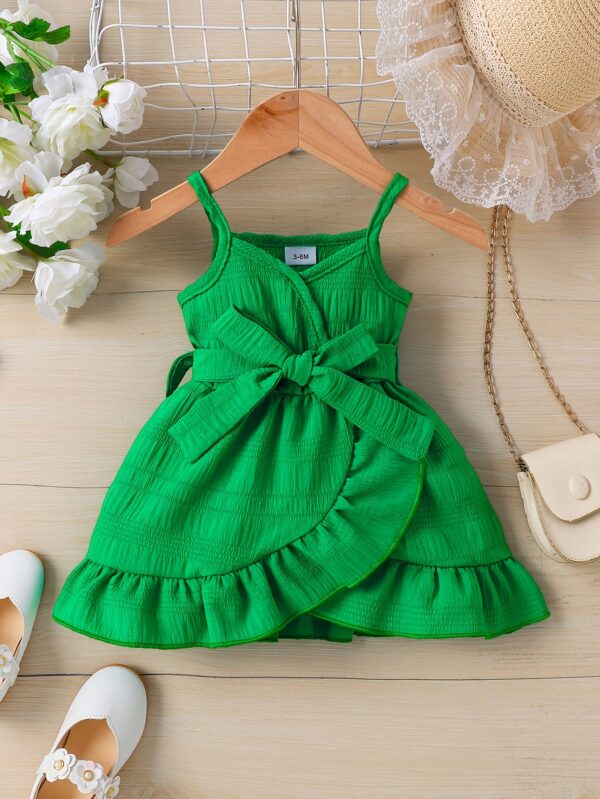 Charming Green Jacquard Fabric Dress for Toddler Girls - Sleeveless Summer Princess Gown with Ruffled Hem and Bow Detail, Machine Washable, Toddler Princess Dress