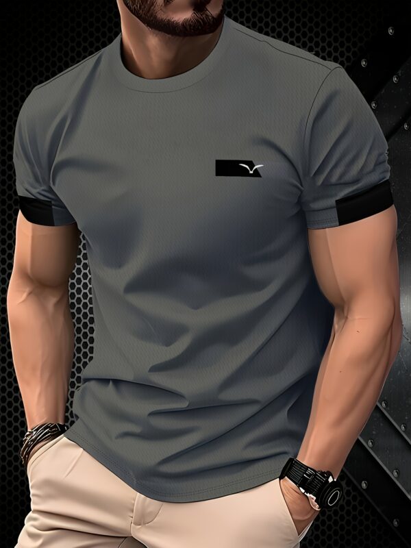 Dark Gray Goose Logo Men'S Stylish T-Shirt - Image 8