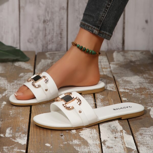 Comfortable And Stylish Slip-On Sandals for Women, Perfect for Both Indoor And Outdoor Use, Featuring a Round Toe Design, Ideal for Casual Wear And Holidays with a Flat Low Heel. - Image 10