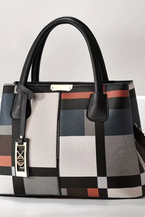 A New Large-Capacity Handbag for Mother’S Day, Perfect for Family And Easter, Featuring an Elegant Tote Design That Can Be Carried by Hand Or Worn Over The Shoulder.