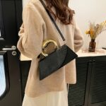 1pc 6 Colors to Choose from - Elegant Crocodile Imitation Clutch - Fashionable And Versatile Shoulder Crossbody Bag - with Detachable Shoulder Strap - Waterproof Evening Bag with Golden Swan-Shaped Handles, Adding Elegance And Sophistication, Suitable for Matching Simple And Capable Clothing, And for Attending Weddings, Parties And Banquets - Choose from Black/White/Blue/Grey And Other Colors. - Image 10