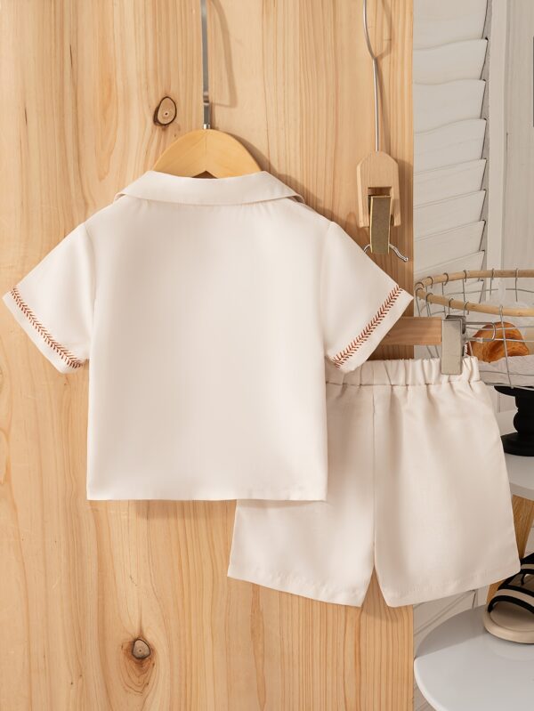 Boys' Short-Sleeved Shirt with Turned-Up Collar and Shorts Set in Vacation Style - Image 6