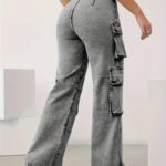 Women's High-Waisted Cargo Denim Jeans - Loose Fit, Stretch Blend, Utility Pockets, Light Wash, Comfortable & Stylish for Casual Attire - Image 4