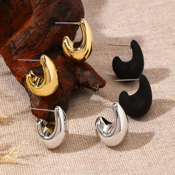 Elegant and Minimalist Teardrop Hoop Earrings Set for Women: Retro Punk Style, Suitable for Daily Wear and Festive Gifts - Image 5