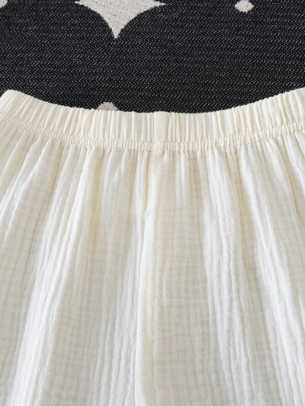A Stylish New Collection for Girls in Spring And Summer Featuring Elegant And Versatile Designs. The Sleeveless Top Is Made from Quality Fabric with a Large Collar, Adorned with Wood Grain Buttons And Delicate Wave-Edged Ribbon Details. It Pairs Perfectly with Long Pants That Have Matching Wave-Edged Ribbon Accents, Making It a Comfortable Two-Piece Set for Casual Outings And Gatherings. an Exquisite Gift for Friends And Family, for Outdoor - Image 6