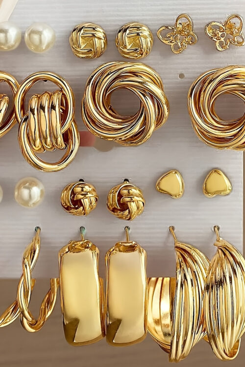 11 pairs of luxury palace style fashion earrings in different styles, including heart, butterfly, flower, twisted, geometric, imitation pearl earrings, suitable for Women’s parties, dates, vacations, minimalist style jewelry